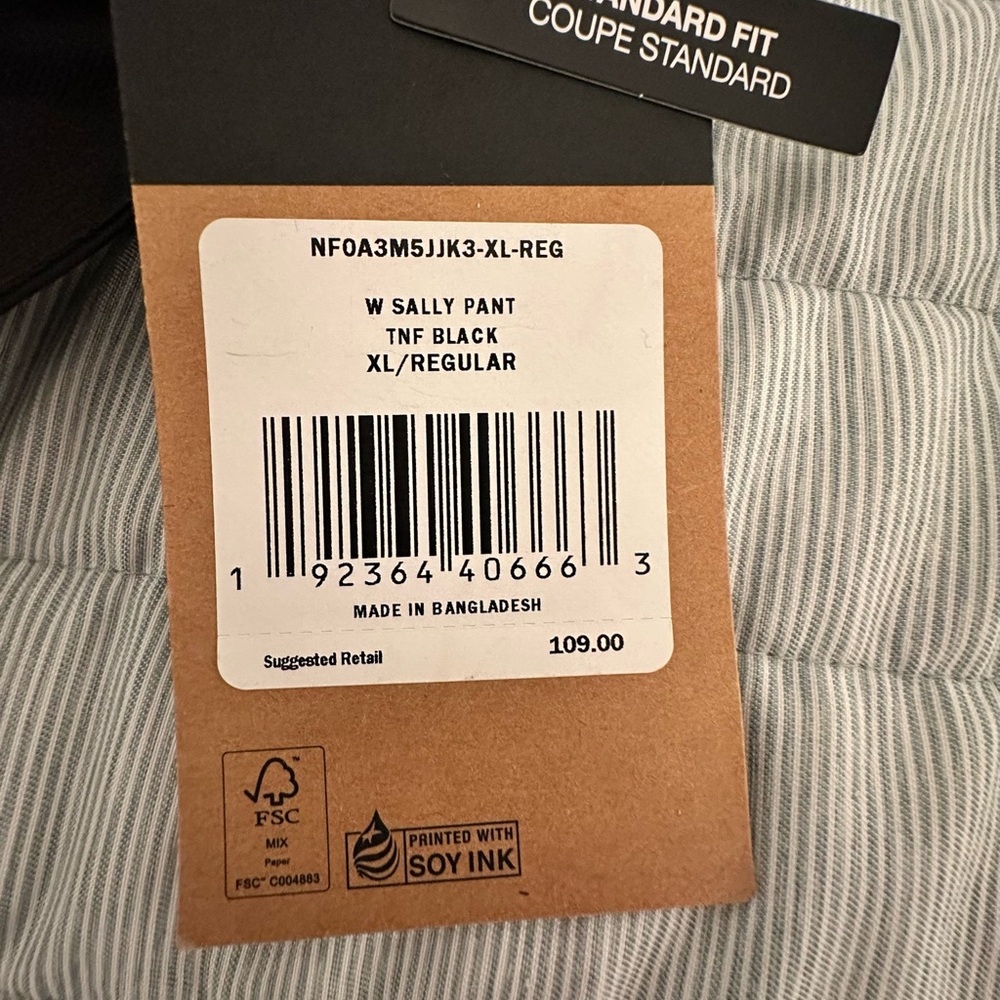 NWT The North Face Black Women's Sally Pants Black - Picture 3 of 3